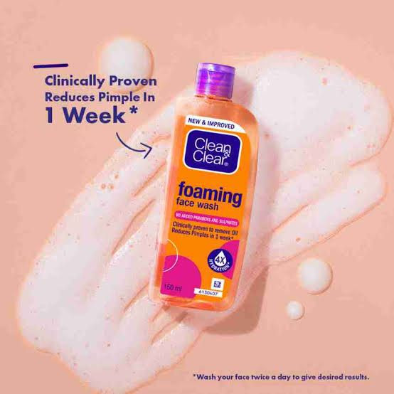 Clean & Clear Foaming Face Wash | Oil-Free & Pimple-Causing Germs Removal | 100ml